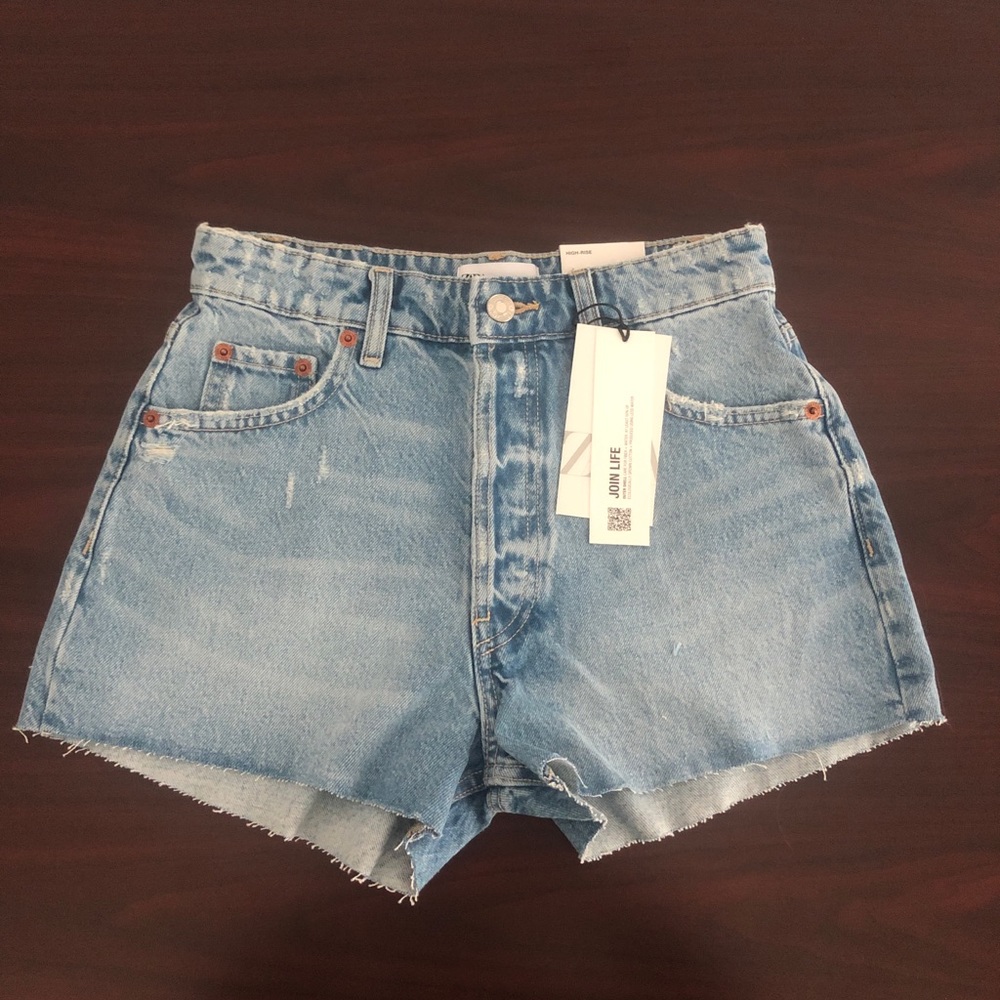 Zara High Rise Denim Shorts (NEW)